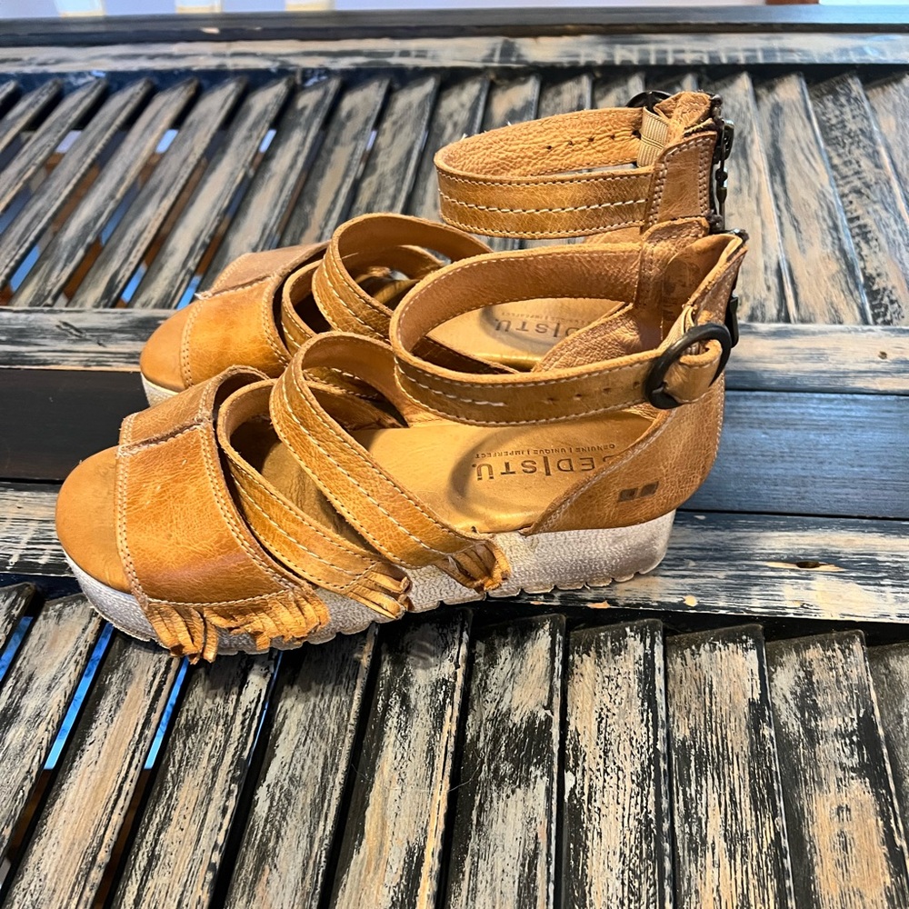 Bedstu Emilia Fringe Sandal